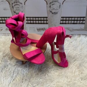 Carcuume Women's size 8 Bubble gum pink Suede Tie-Up Heel Sandals